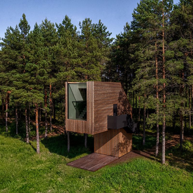 Sustainable timber cladding and Grad innovative fixing system.