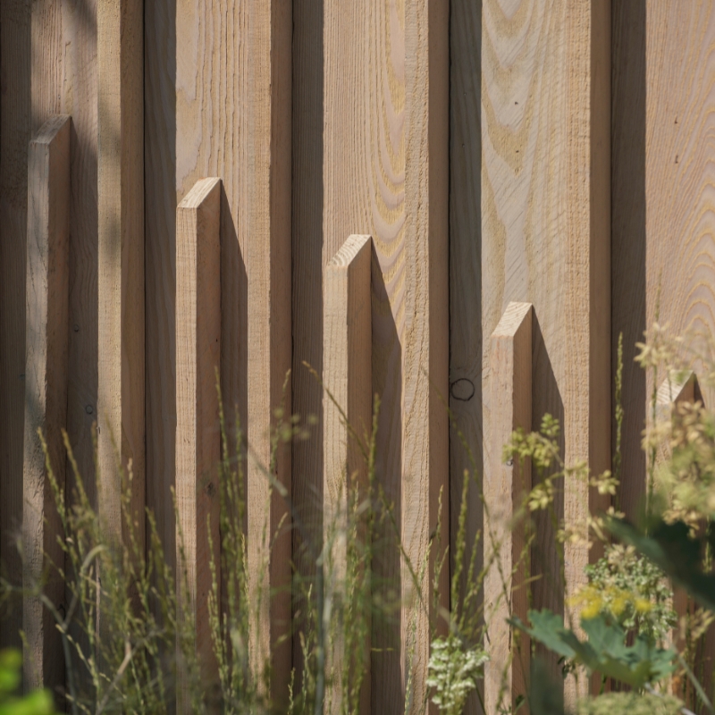 ICENILarch® from Millworks features strong growth rings and natural texture.
